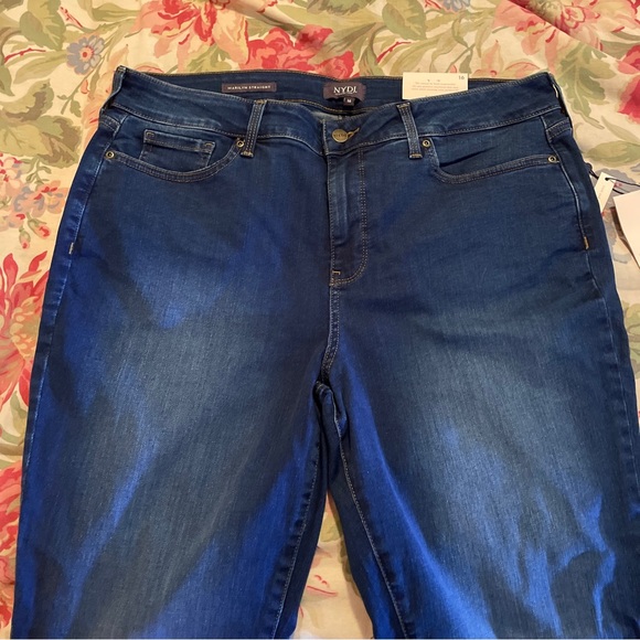 NYDJ Size 16 Jeans Blue Straight Stretch Denim Lift X Tuck Technology $119 NWT - Picture 6 of 16